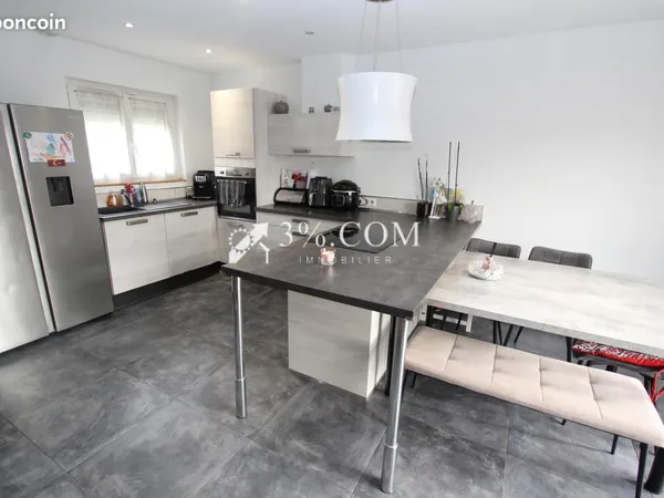 Maison 5 pièces 93 m² 