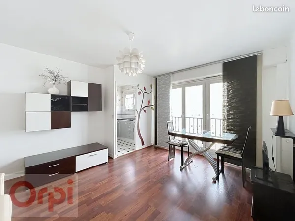 Studio 1 pièce 26 m² 
