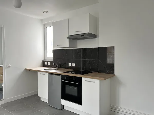 A LOUER LE MANS JACOBINS APPARTEMENT TYPE 2 DE STANDING 