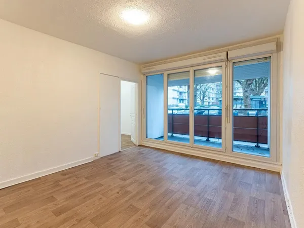 Appartement de 4 pièces de 65 m² à Aulnay-sous-Bois 