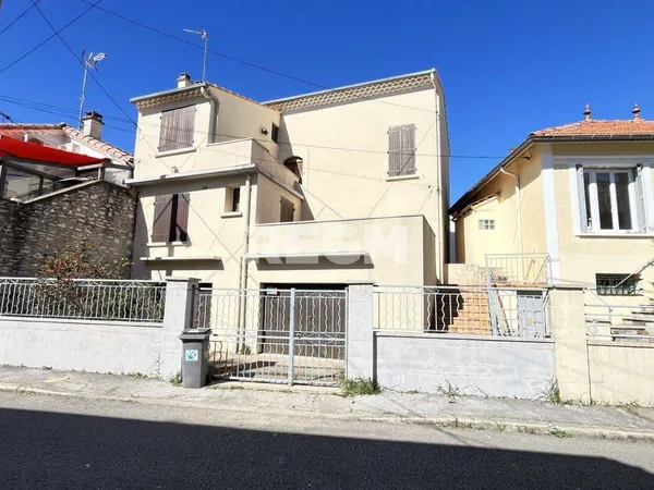 Maison de ville 7 pièces 141 m² 