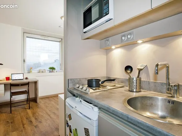 Appartement 1 pièce 16 m² 