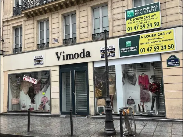 Boutique 2 pièces 244 m² 