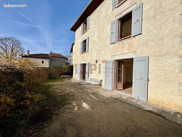 Duplex 6 pièces 183 m² 