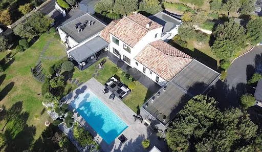 Maison 8 pièces 380 m² 