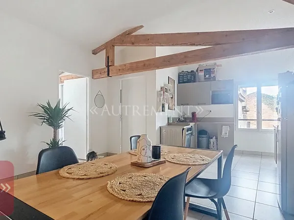 Appartement 3 pièces 65 m² 