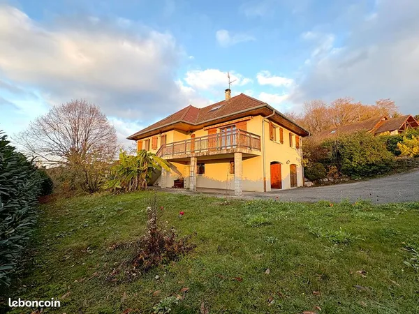 Maison 8 pièces 170 m² 