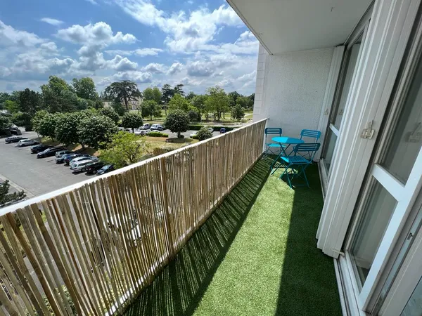 Propose colocation appartement 79m² Talence, proche universités Bordeaux 
