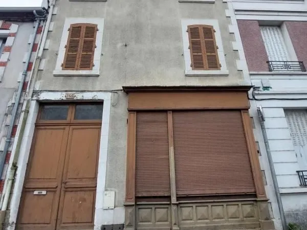 Immeuble 140 m² 