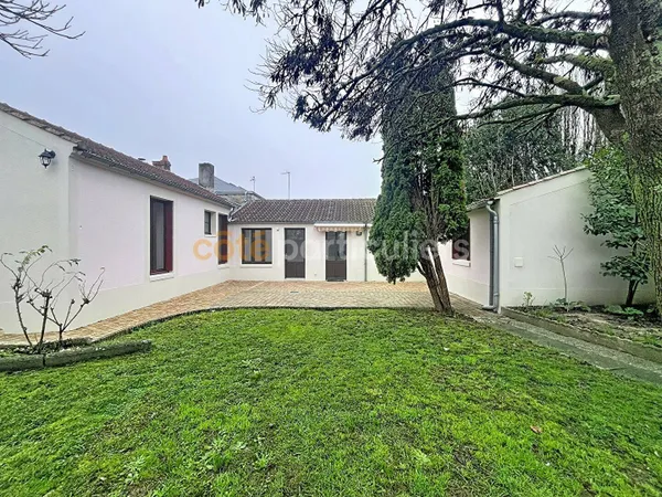 Maison de plain-pied 7 pièces 130 m² 