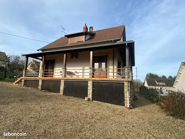 Maison 6 pièces 141 m² 