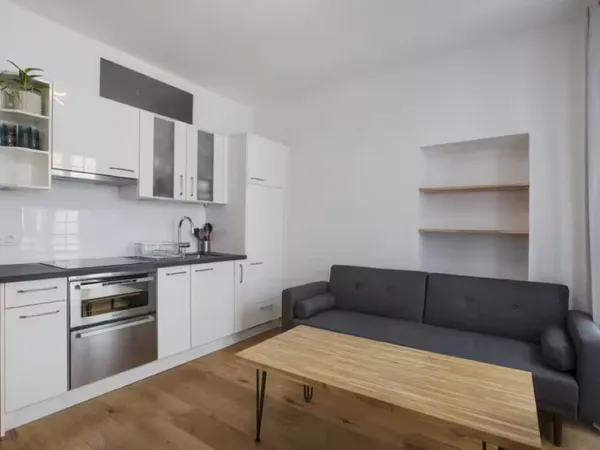 Loue appartement meublé 