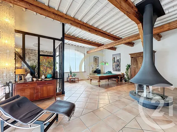 Maison 6 pièces 292 m² 