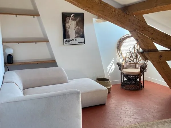 Appartement meuble mensarde 