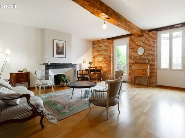Maison 8 pièces 253 m² 