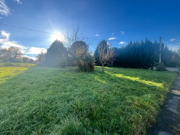 Terrain constructible 1469 m² 