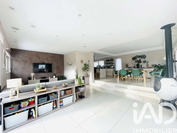 Maison 7 pièces 172 m² 