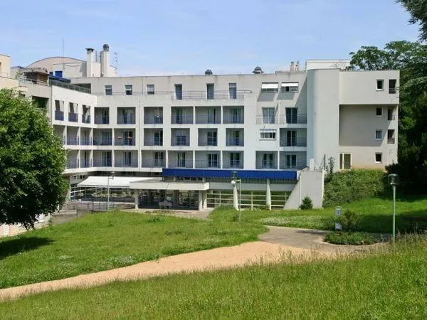 Studio 1 pièce 18 m² 