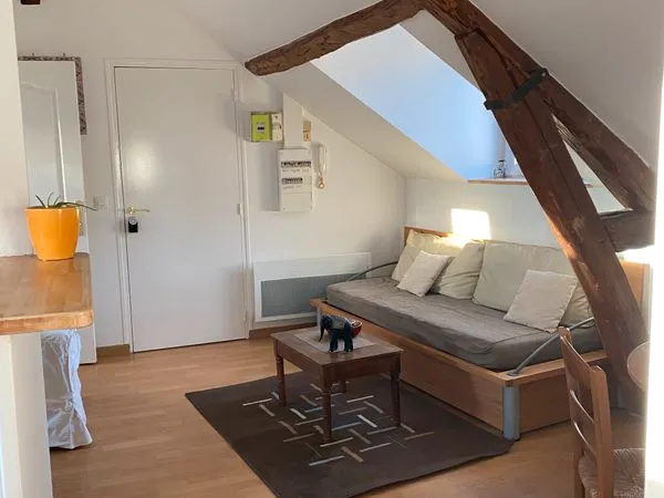 Appartement meublé F3 - 29 M² 