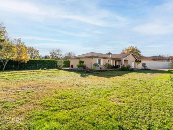 Maison de plain-pied 6 pièces 115 m² 