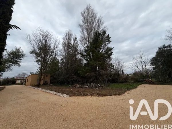 Terrain 794 m² 