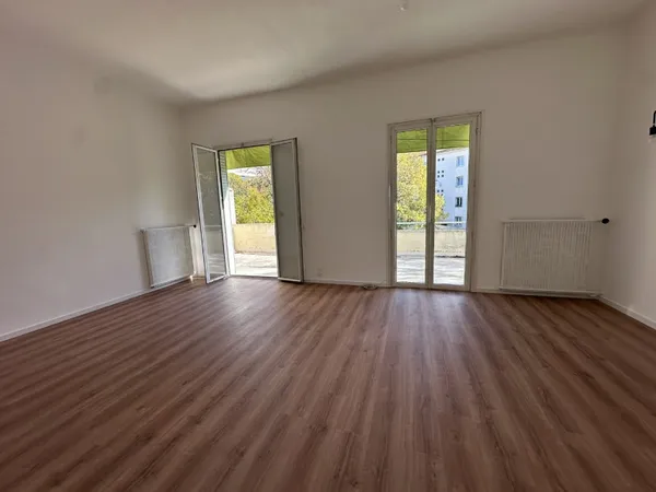 Appartement 4 pièces 121 m² 