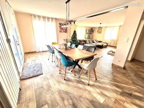 Maison 5 pièces 185 m² 