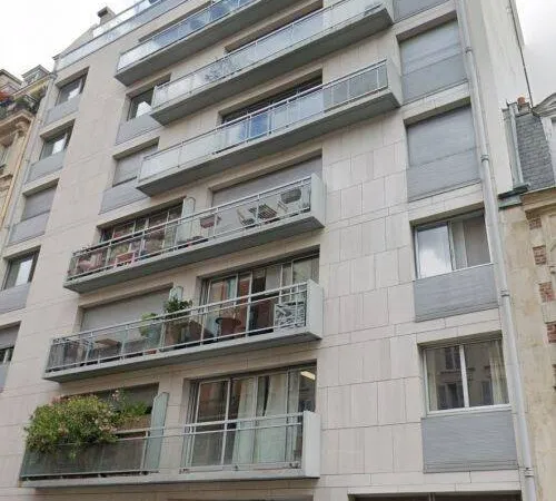 Appartement 2 pièces 64 m² 