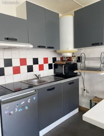 Studio 1 pièce 20 m² 