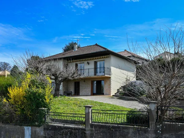 Maison 7 pièces 182 m² 