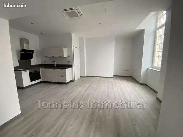Appartement 1 pièce 41 m² 