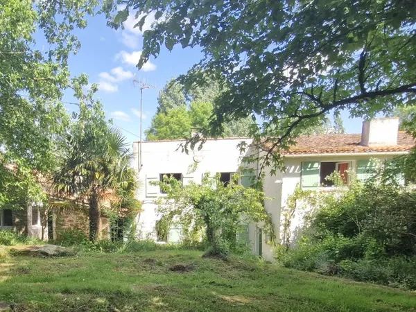 Maison Saint Etienne Du Bois 153.07 m2 