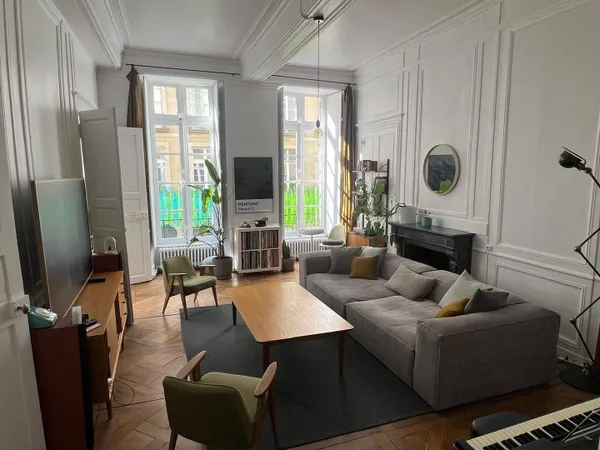 Appartement 4 pièces 175 m² 