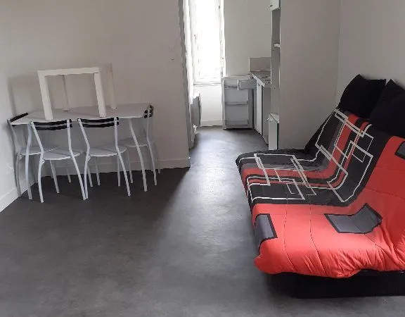 Studio 1 pièce 22 m² 