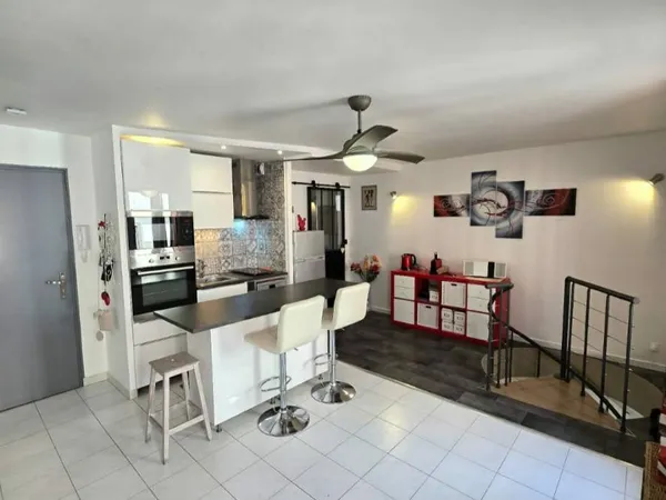 Vends appartement en excellent état 