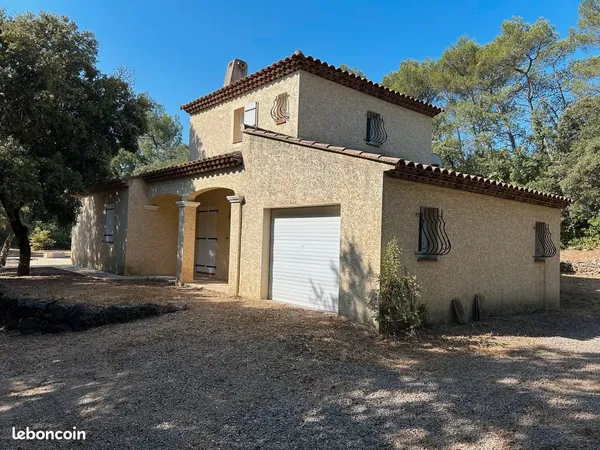 Villa besse sur issole 