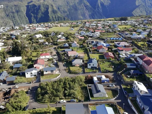 Terrain 400 m² Le Tampon 