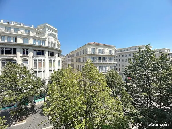 Appartement 6 pièces 160 m² 