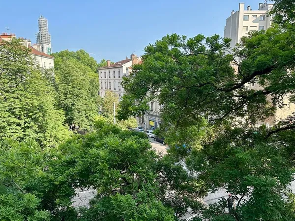 Grenoble, dans quartier recherché, au coeur du secteur Pr.... 