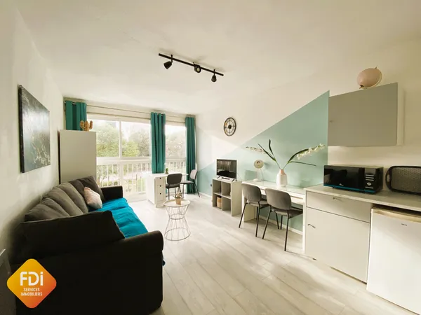 Centre ville - studio cabine 21m2 - parking 