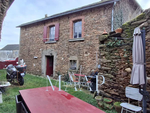 MAISON EN PIERRE 200M2 