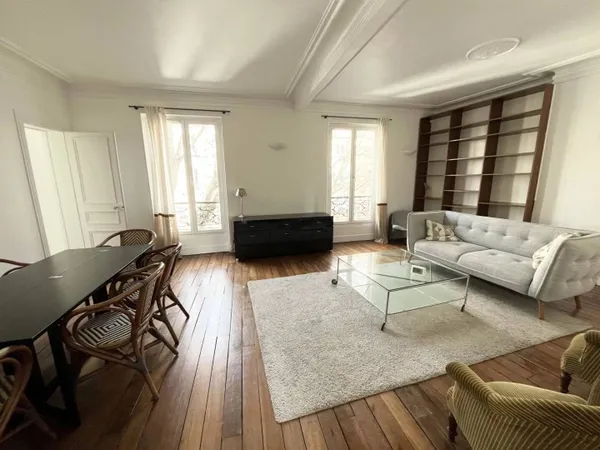 Appartement 2 pièces 64 m² 
