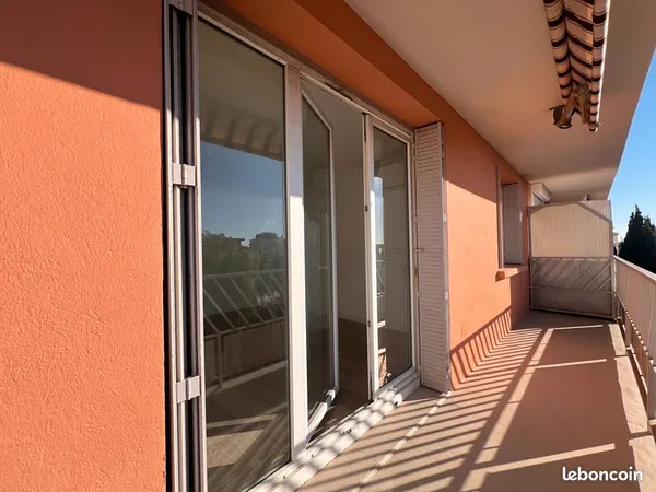 Appartement 3 pièces 64 m² 