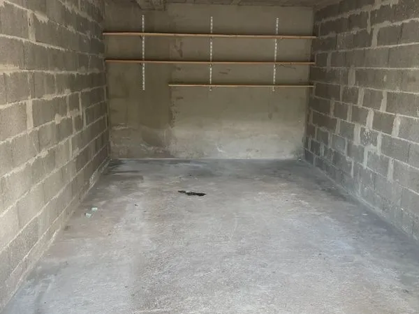 Garage / Box / Espace de stockage 15 m2 