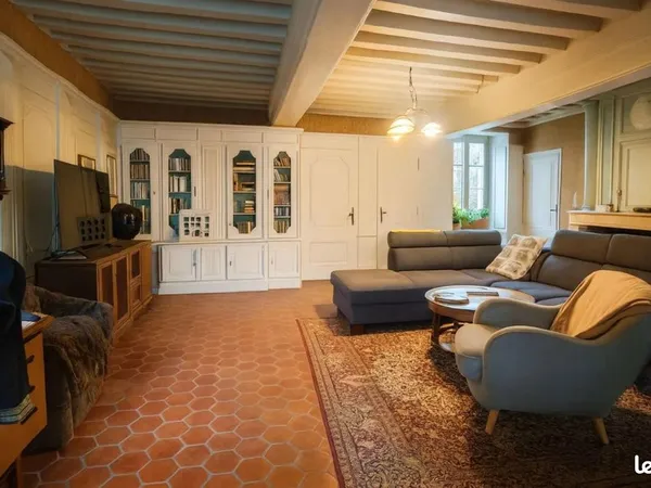 Maison 10 pièces 300 m² 