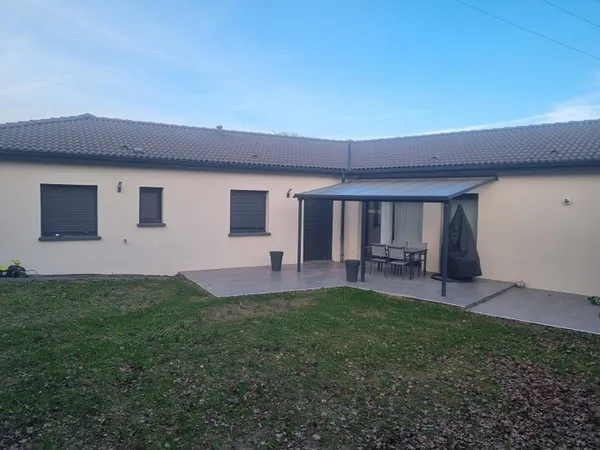 Maison de plain-pied 4 pièces 120 m² 