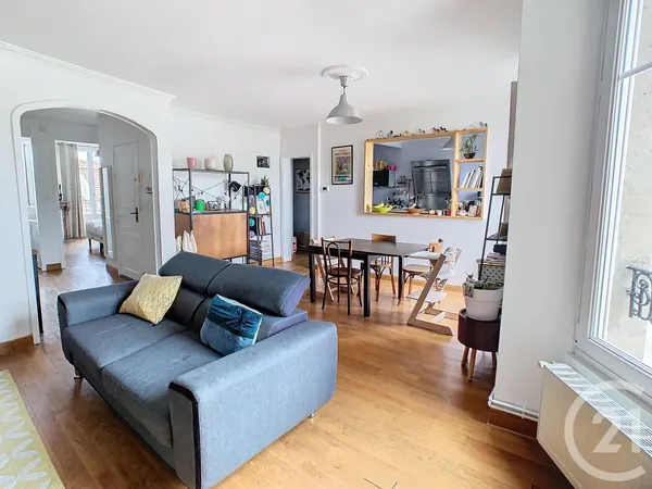 Appartement 4 pièces 98 m² 
