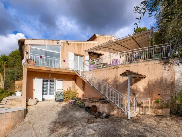 Maison 5 pièces 154 m² 