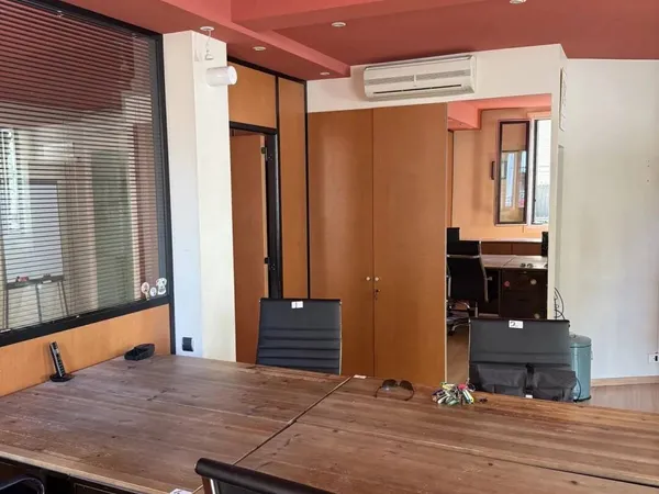 Bureaux 57 m² 