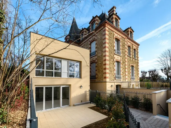 Clagny-Glatigny - Duplex neuf avec jardins, comme une maison 